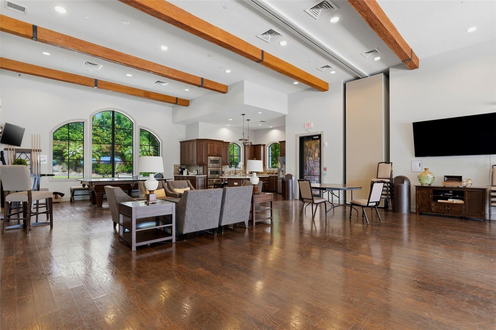 8412 ALBERATA VISTA DR