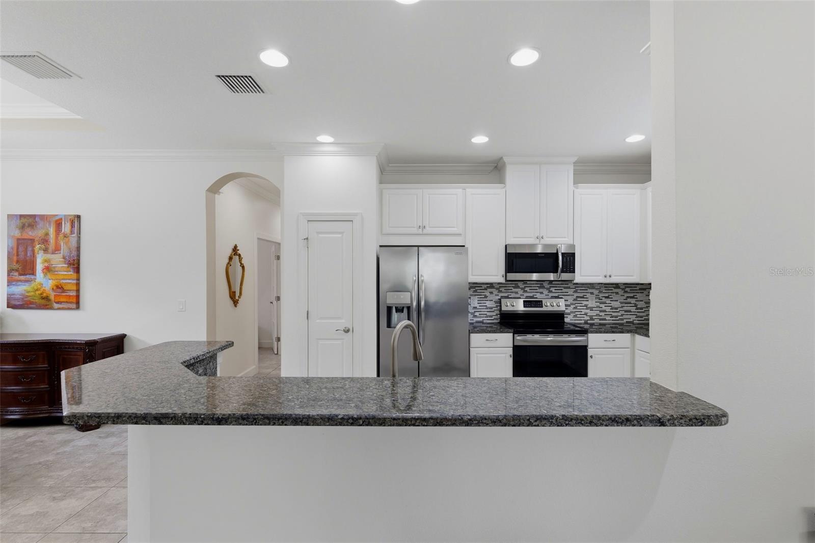 8412 ALBERATA VISTA DR
