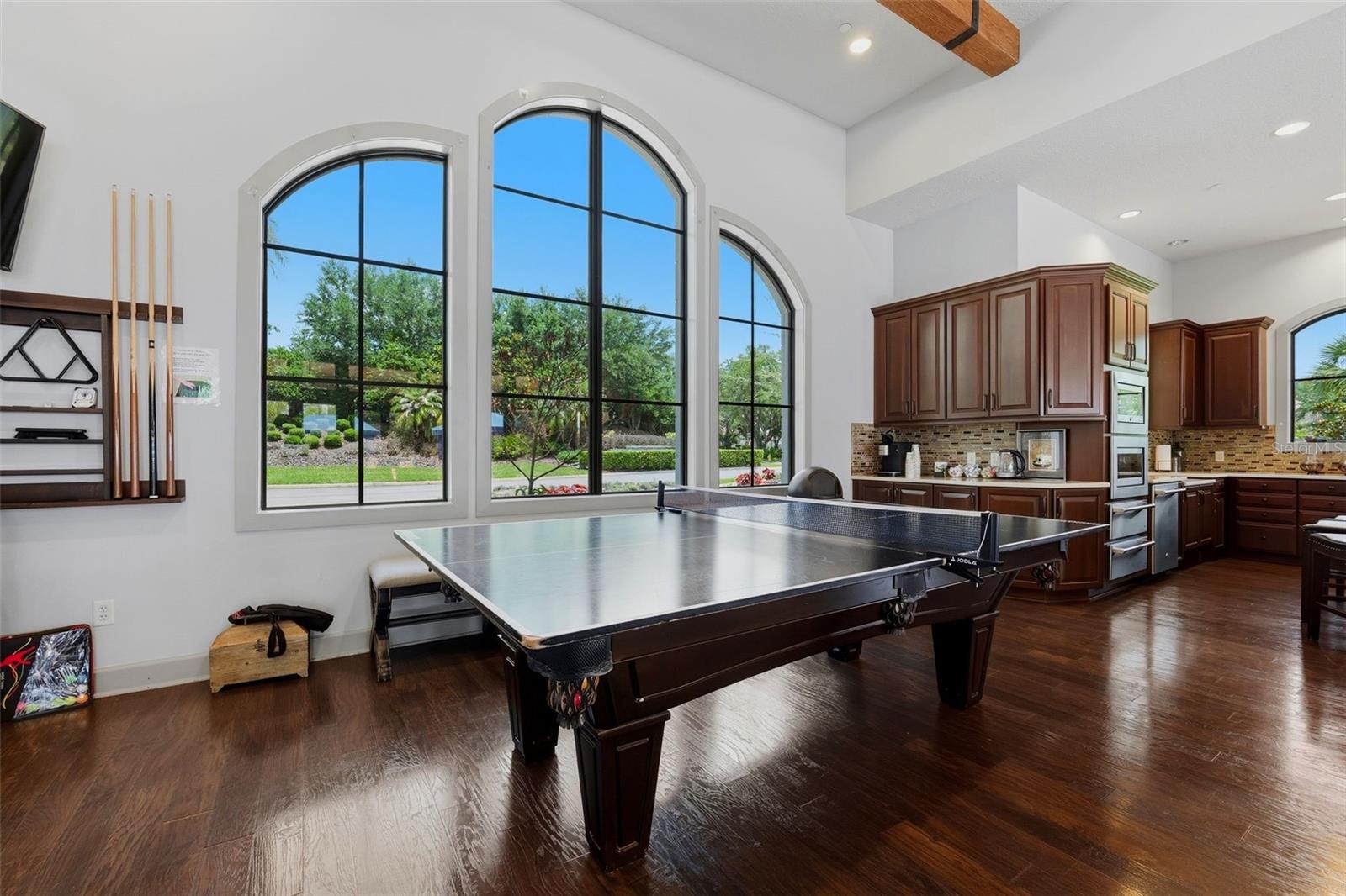 8412 ALBERATA VISTA DR