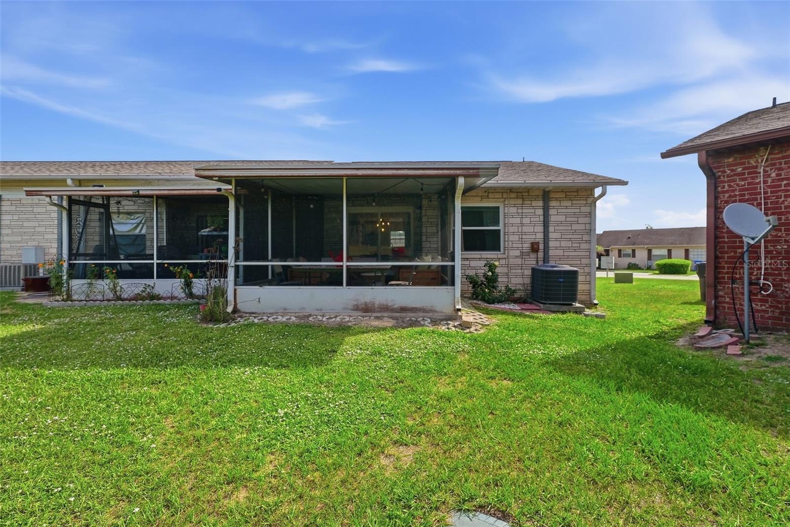 10310 BLUE FIELD CT