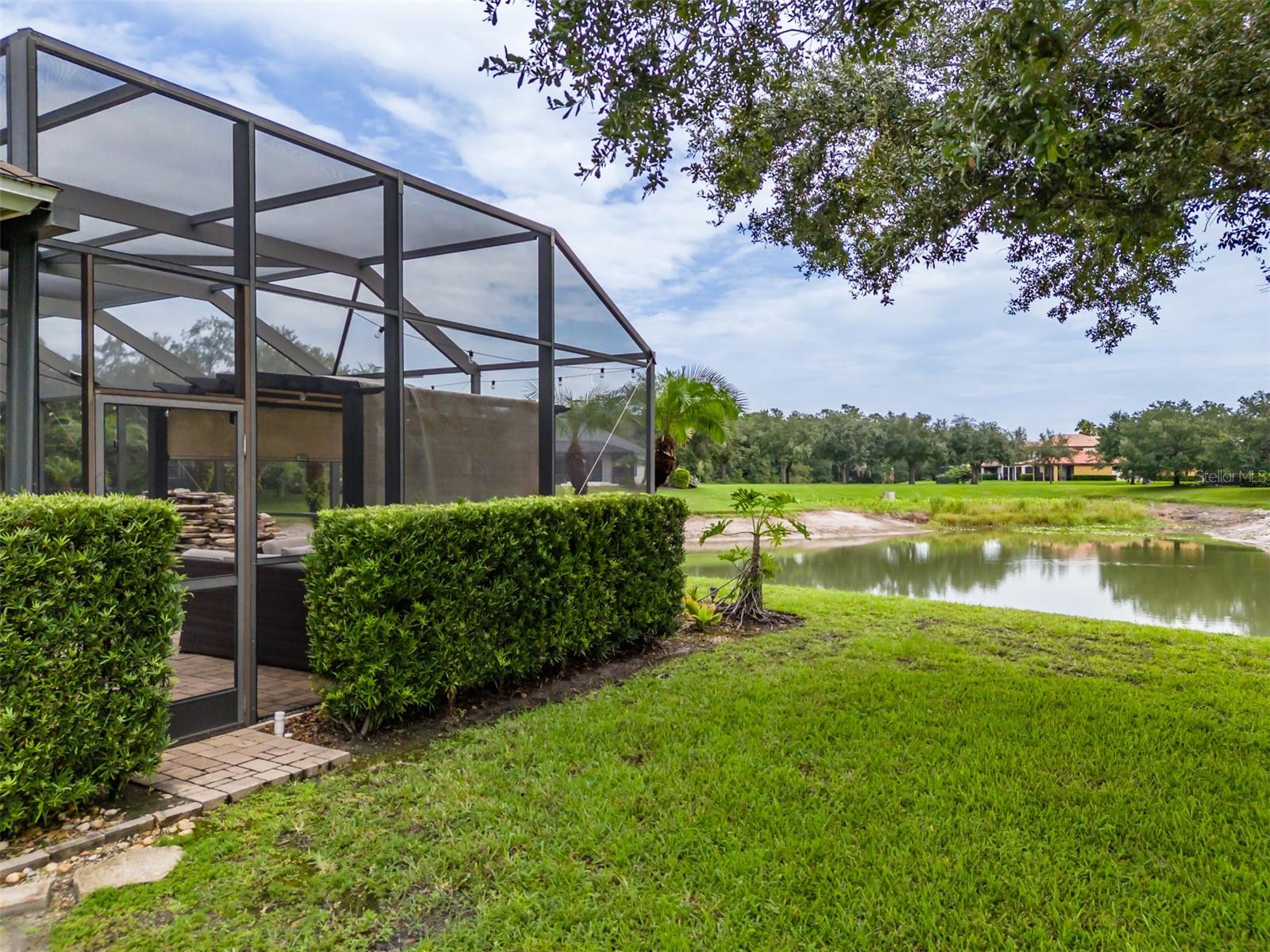 8016 CYPRESS CROSSING CT