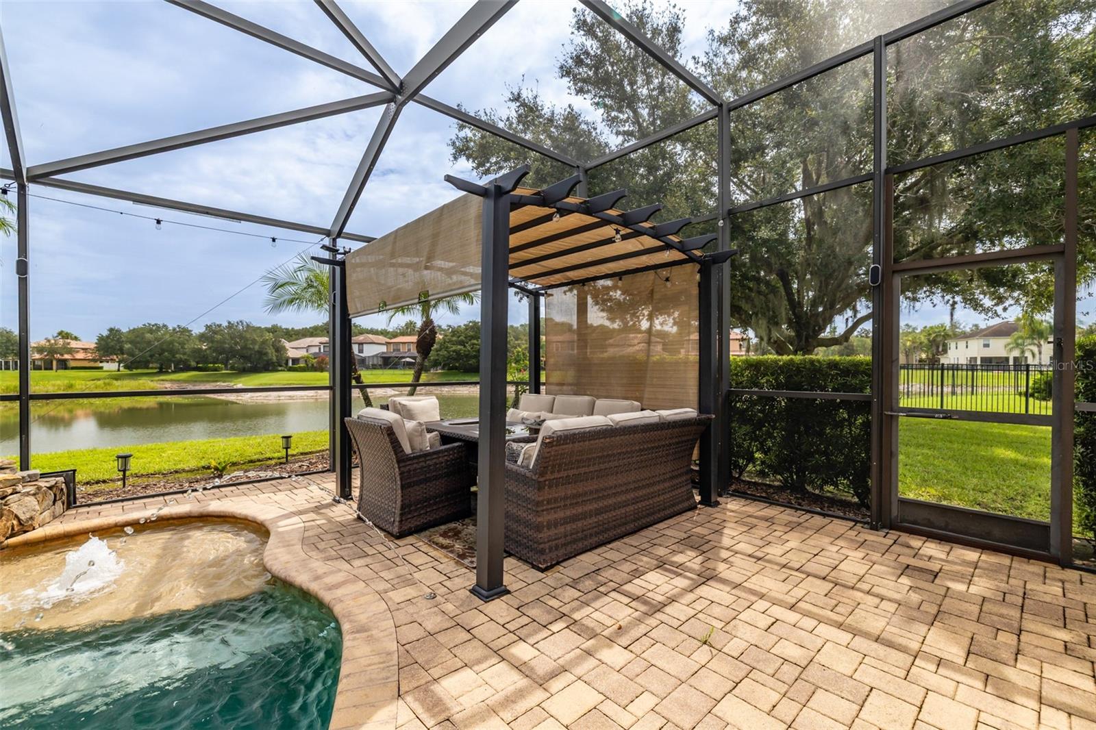 8016 CYPRESS CROSSING CT