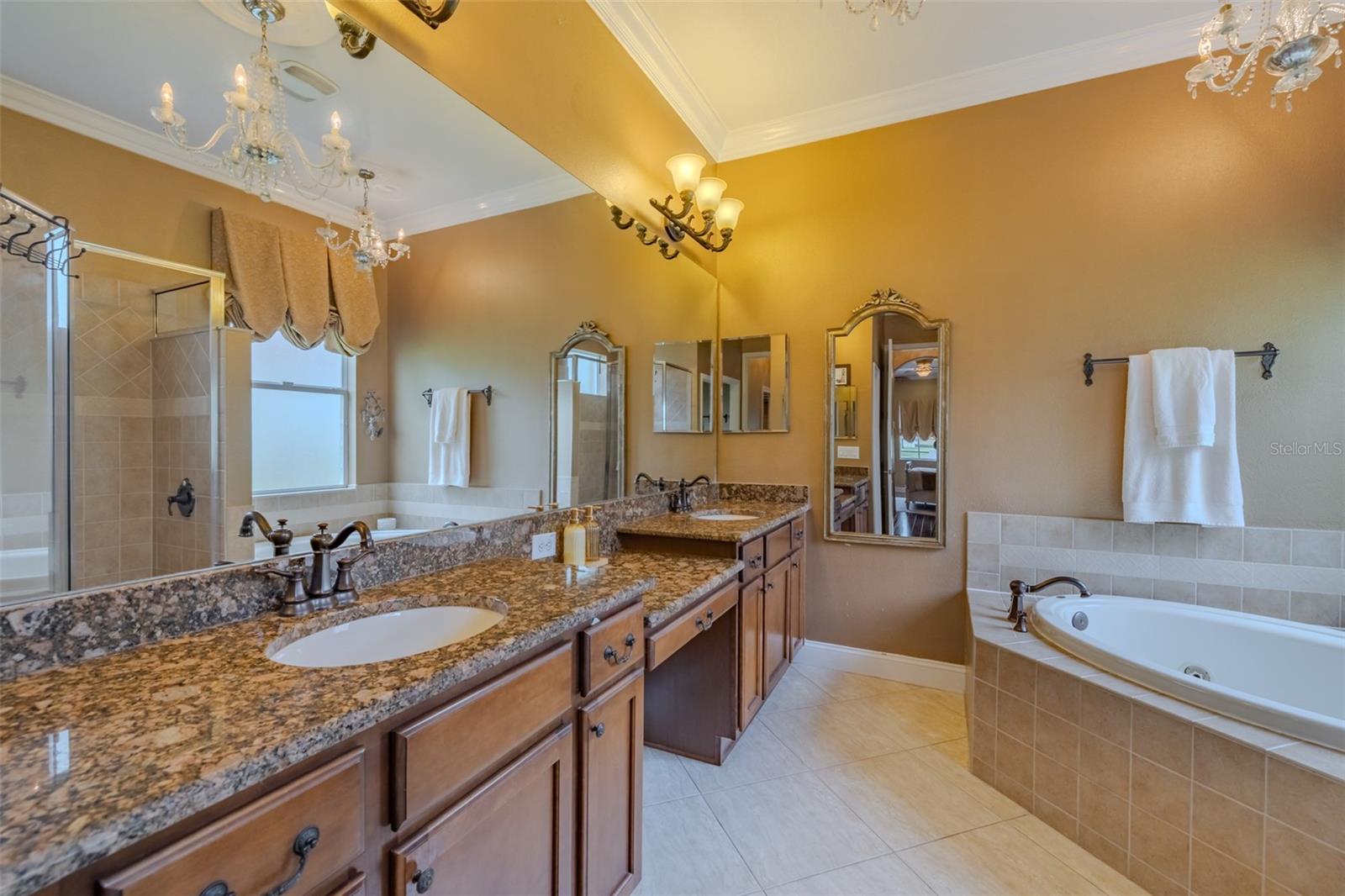 8016 CYPRESS CROSSING CT