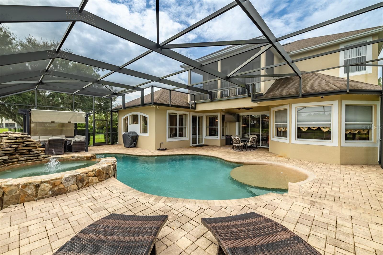 8016 CYPRESS CROSSING CT