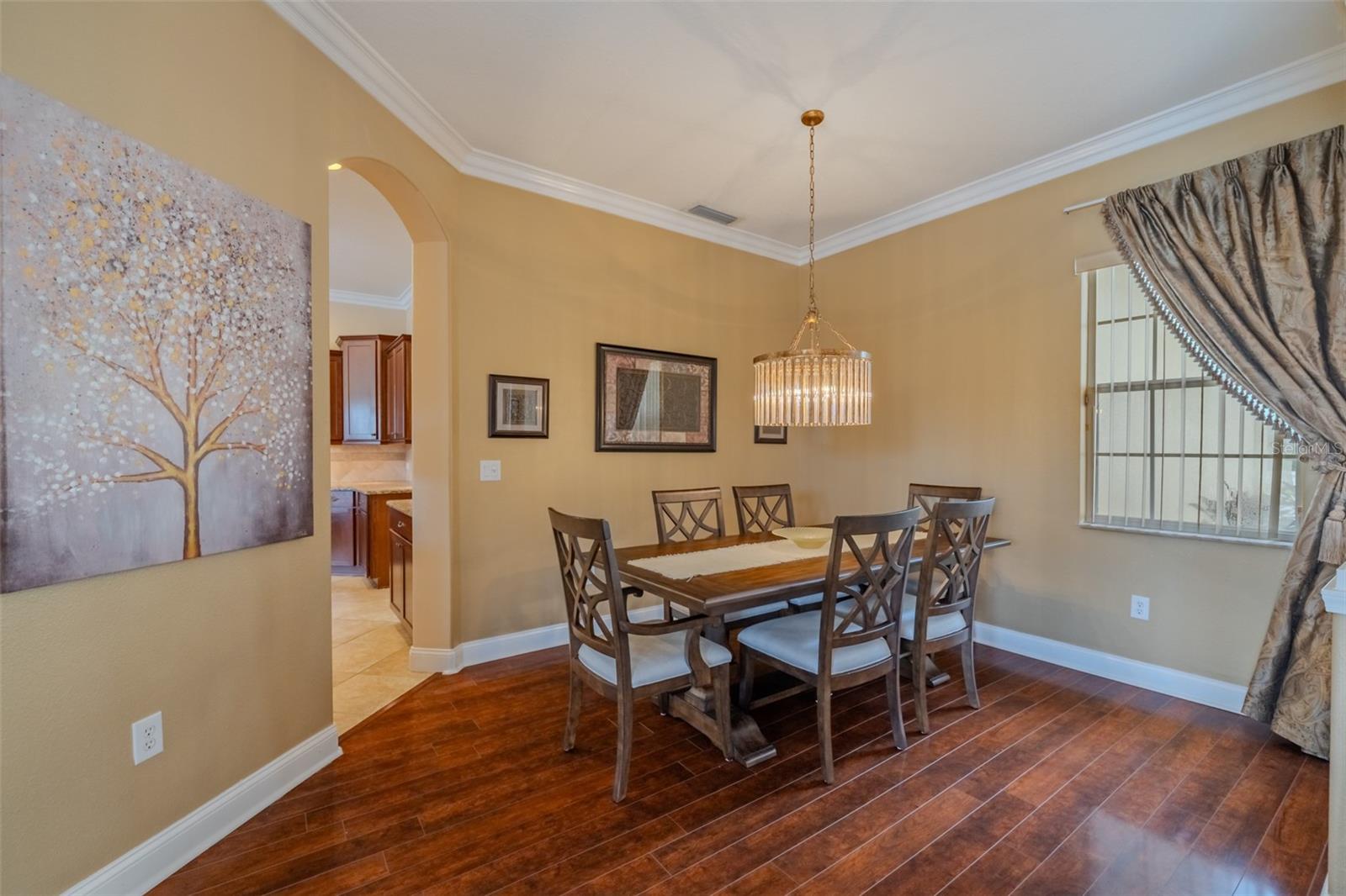 8016 CYPRESS CROSSING CT