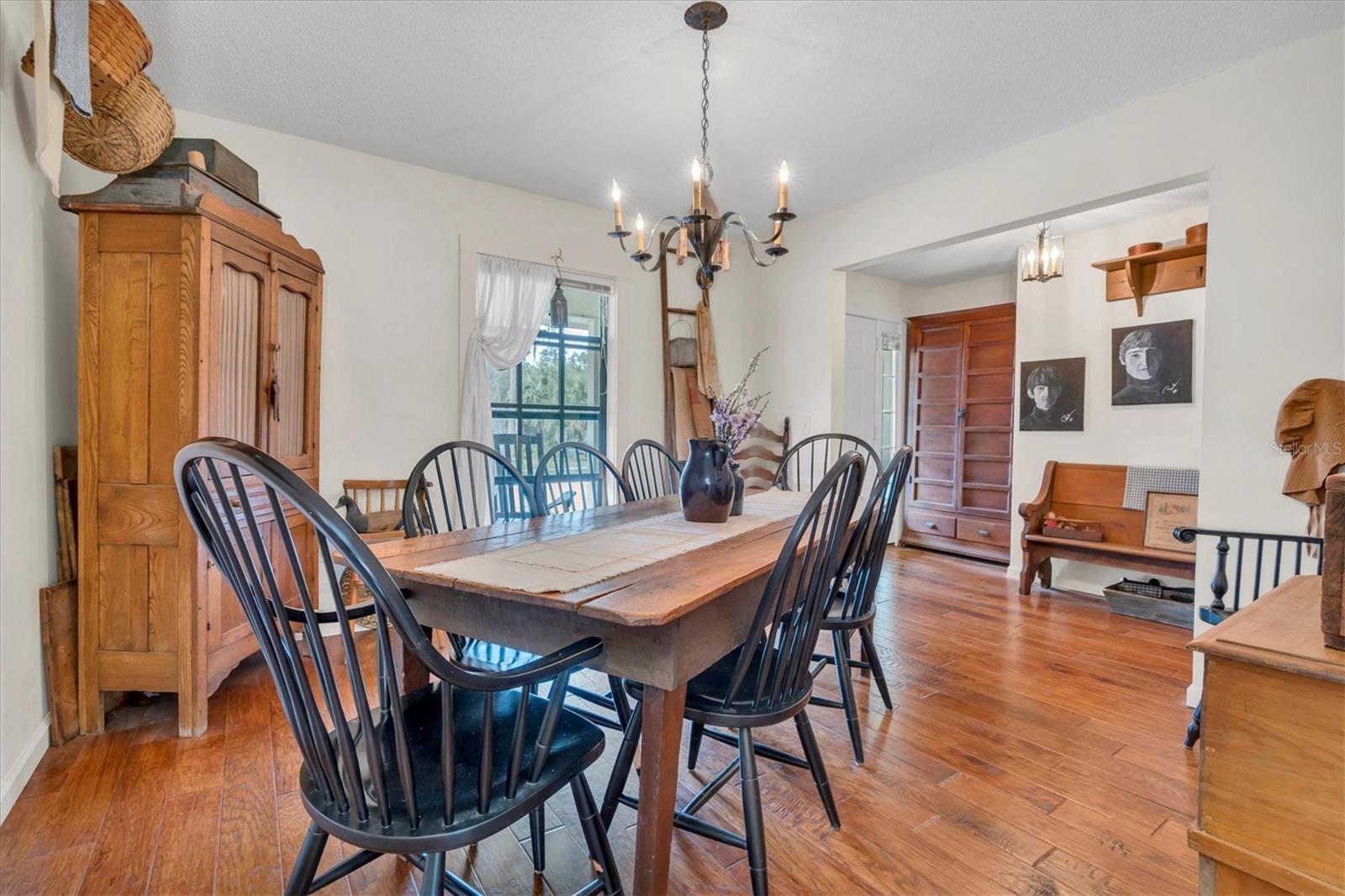 2703 SAVANNAH DR