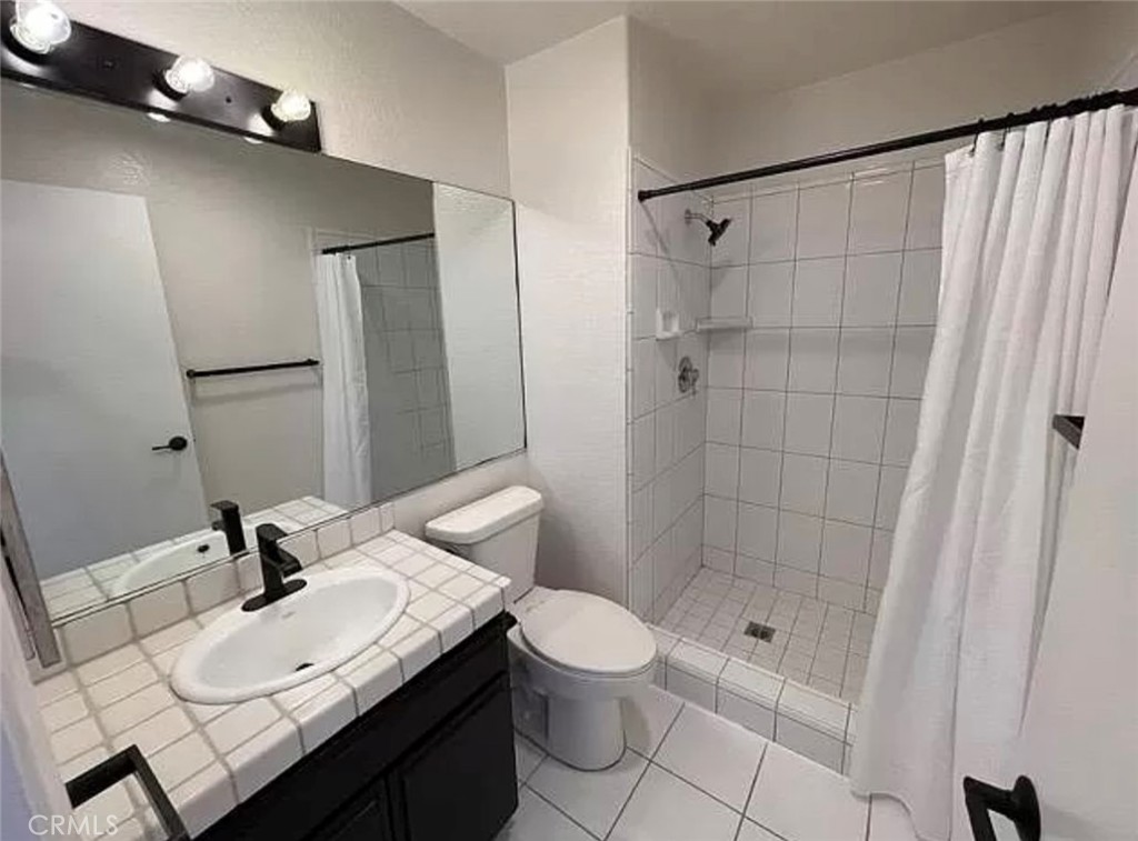 10022 Reseda Boulevard 18