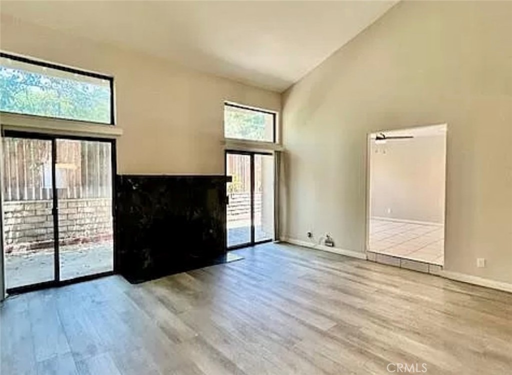 10022 Reseda Boulevard 18