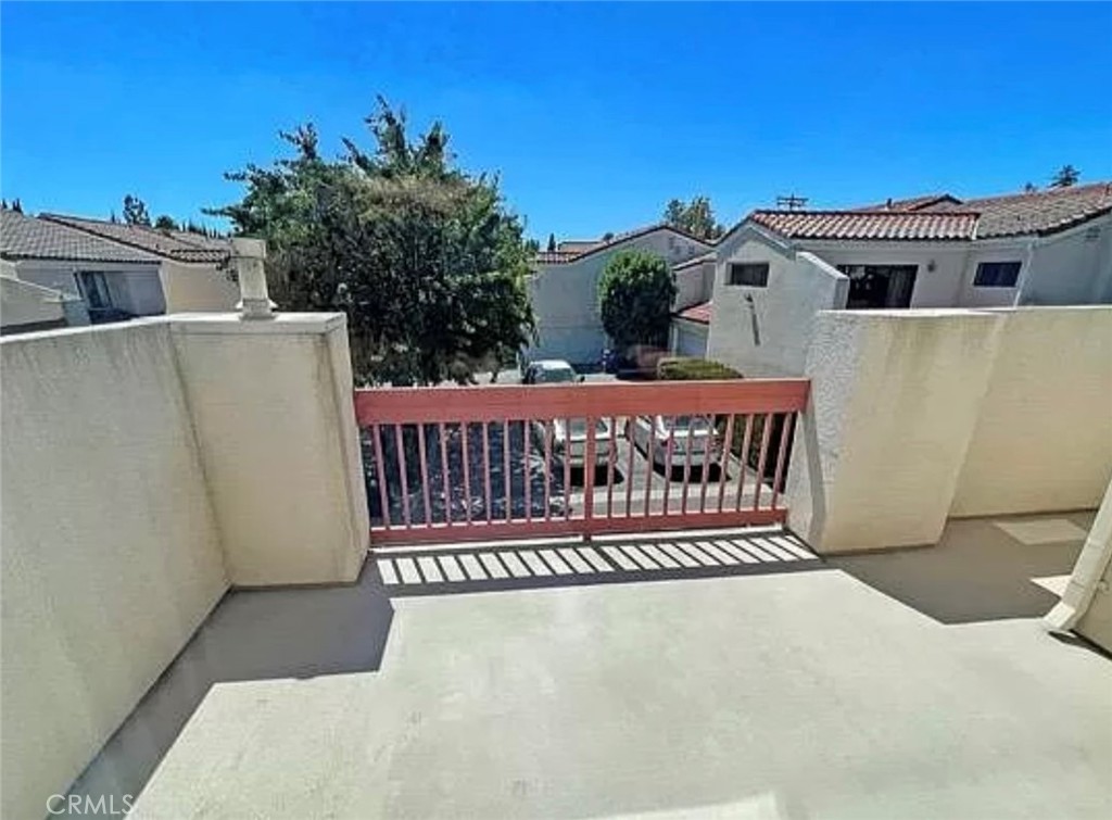 10022 Reseda Boulevard 18