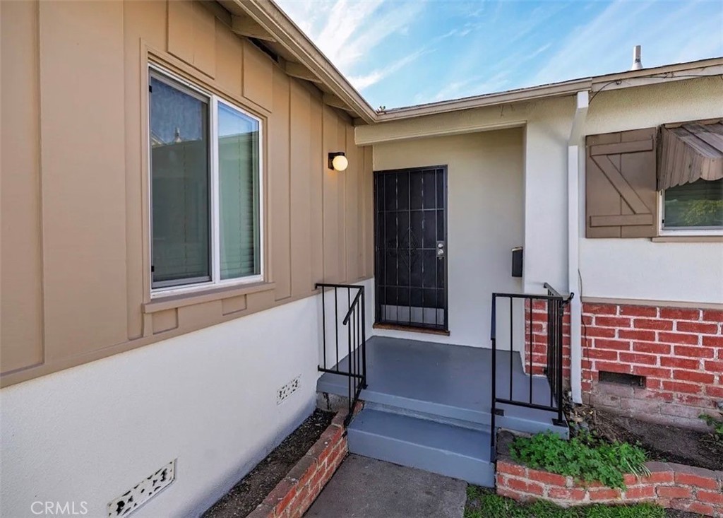 8123 Lindley