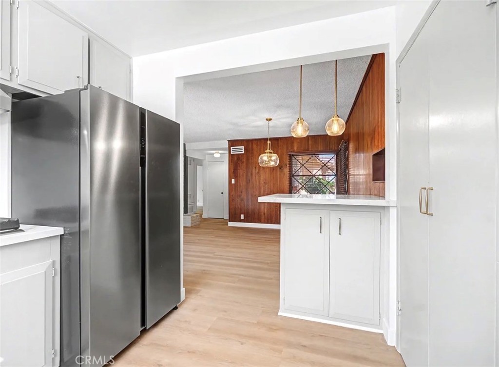 4413 Canoga