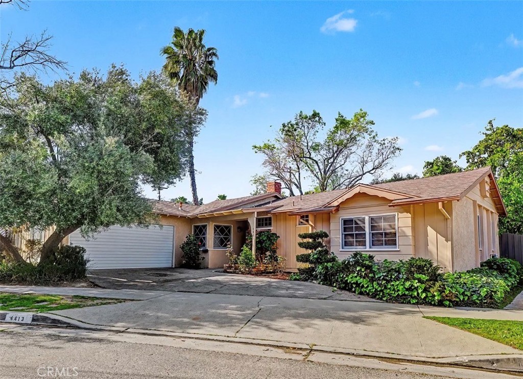 4413 Canoga