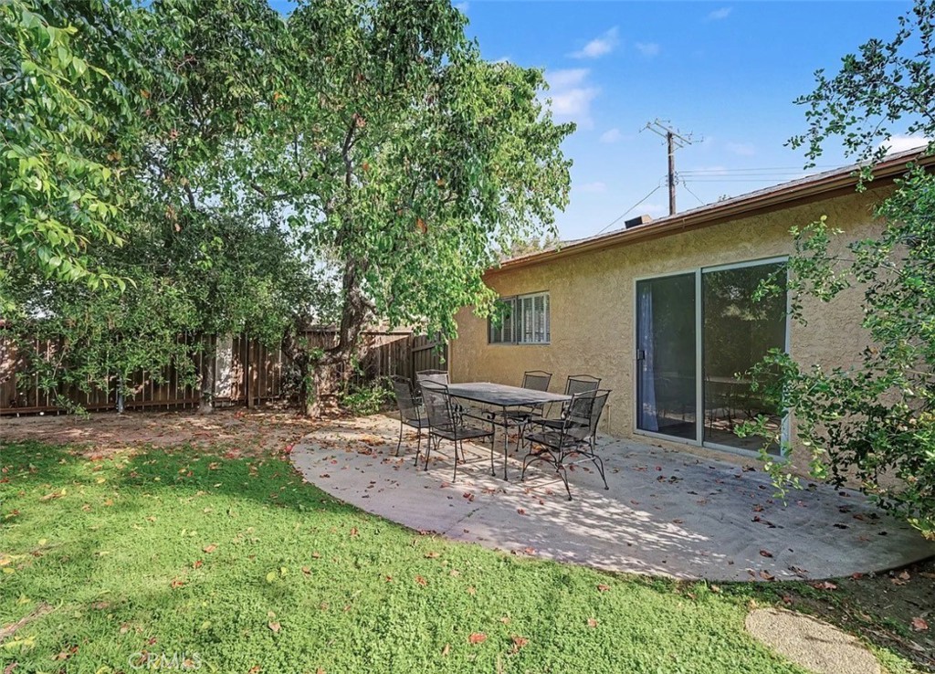 4413 Canoga
