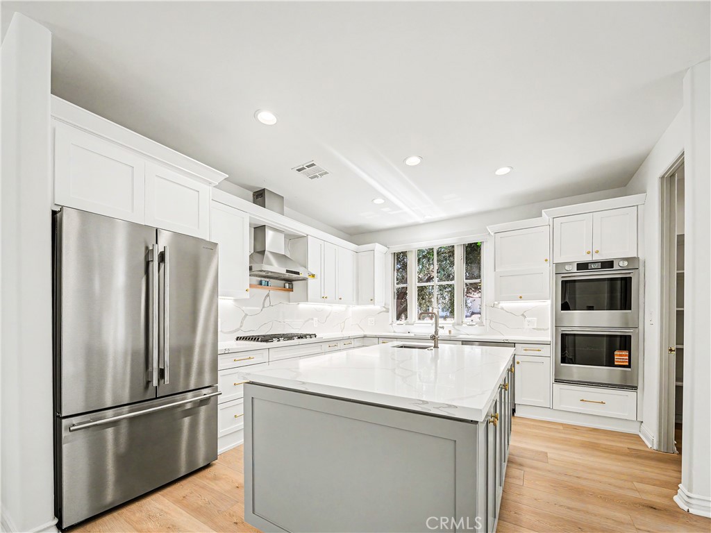 3907 Peartree