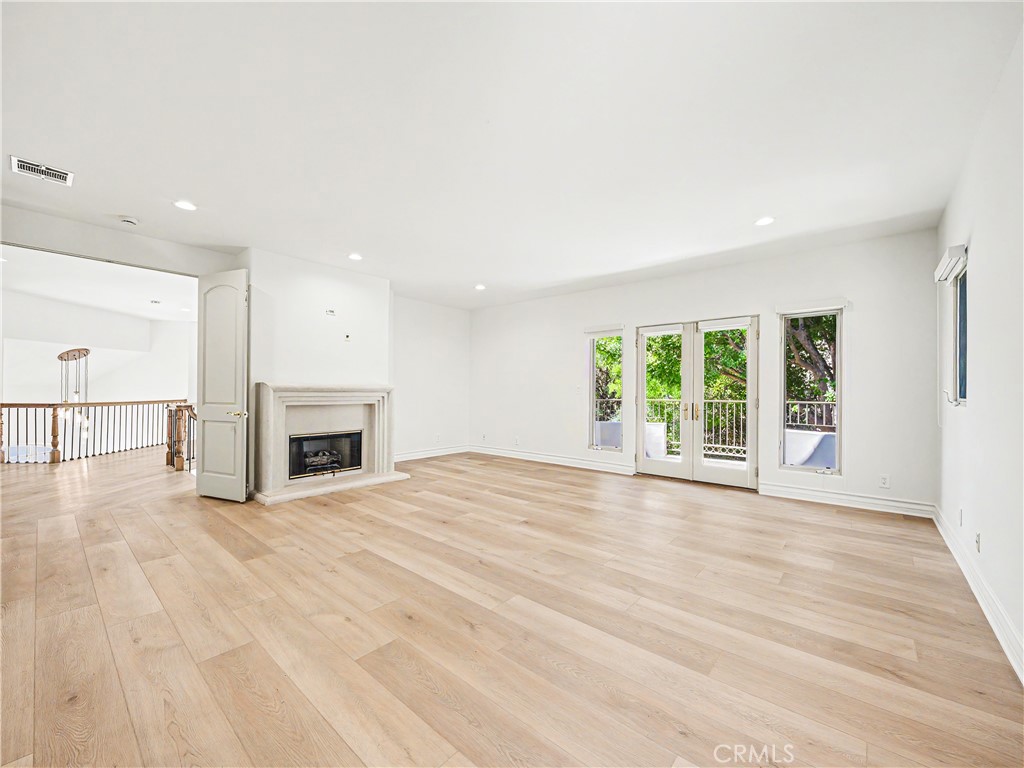 3907 Peartree