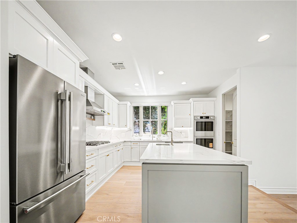 3907 Peartree