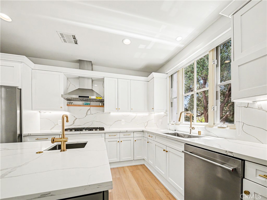 3907 Peartree