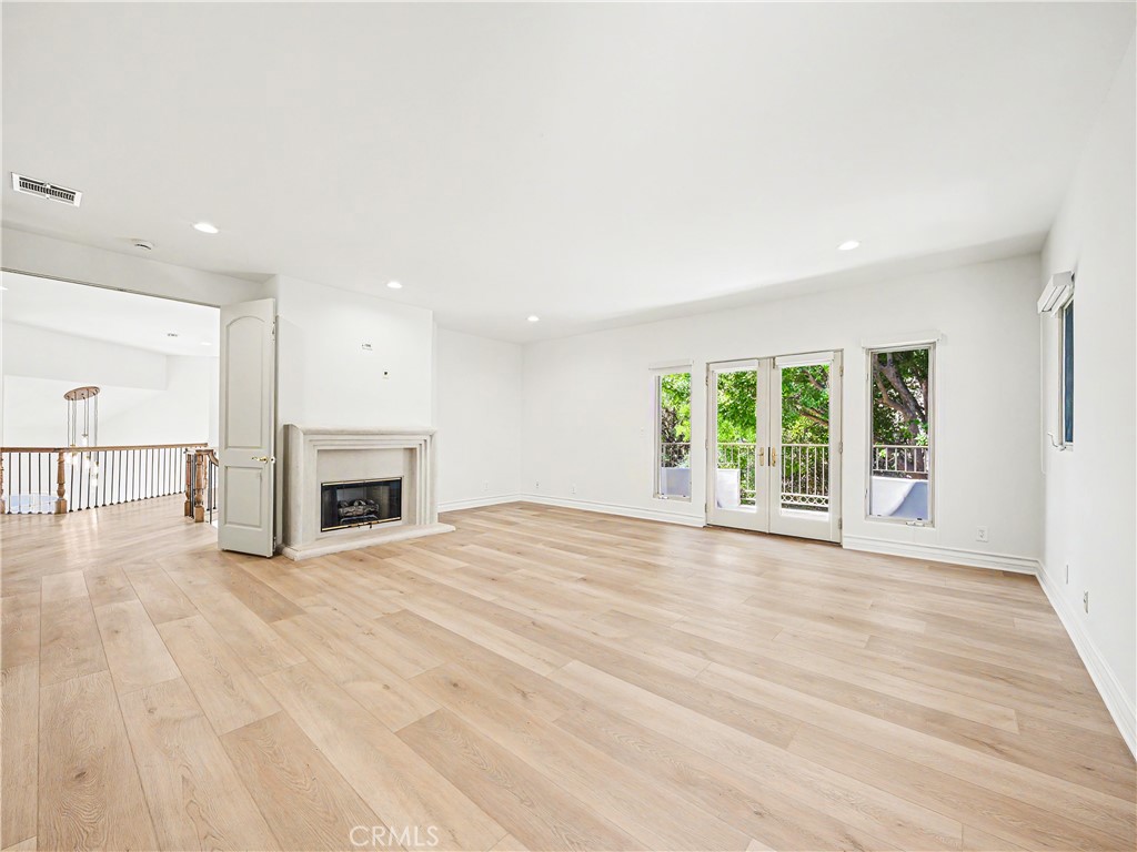 3907 Peartree