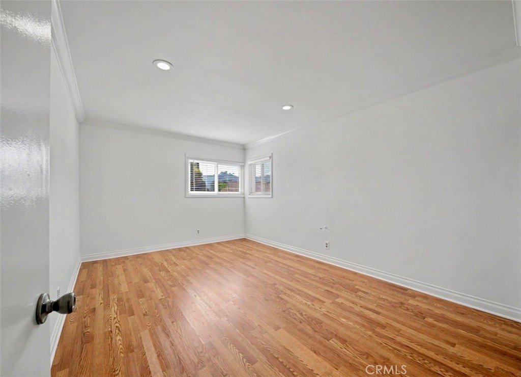 22525 Flamingo