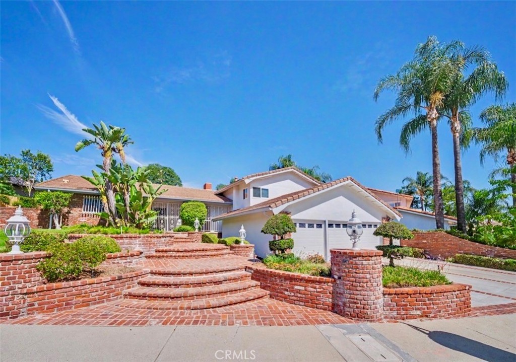 22525 Flamingo