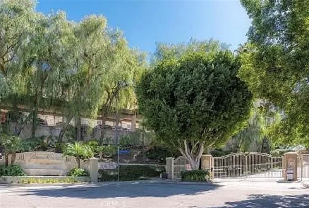 5200 Premiere Hills Circle 244