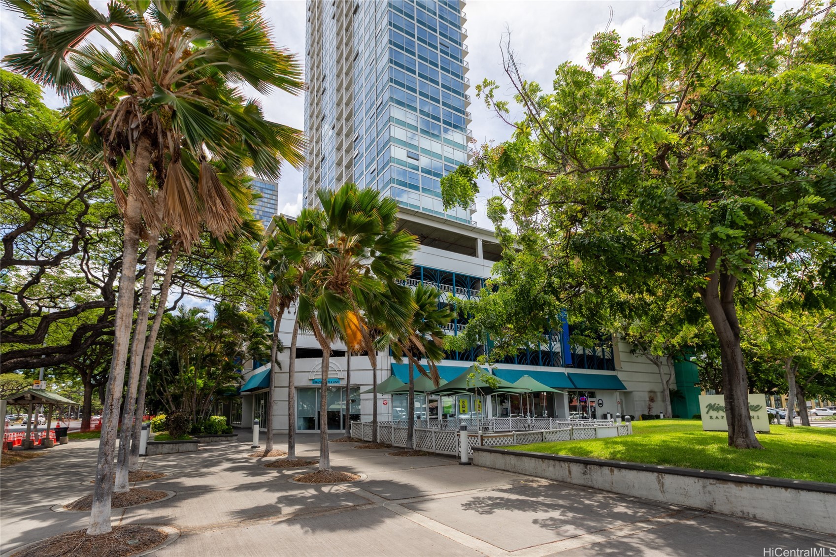 909 Kapiolani Boulevard 3002