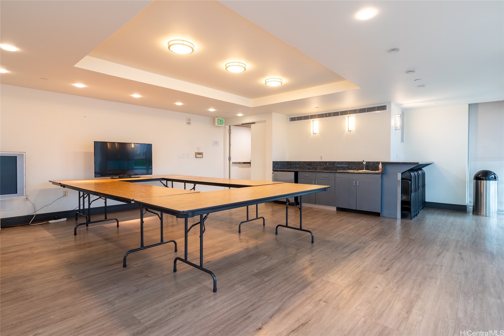 909 Kapiolani Boulevard 3002