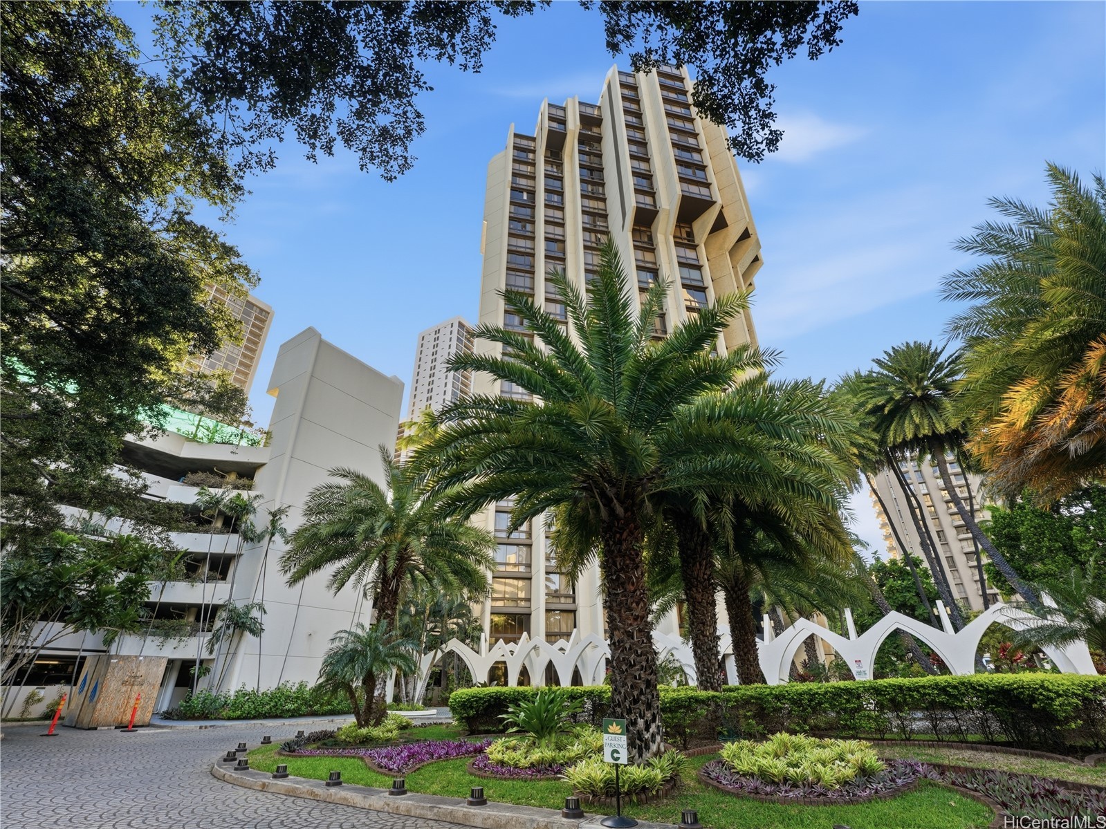 300 Wai Nani Way I2004