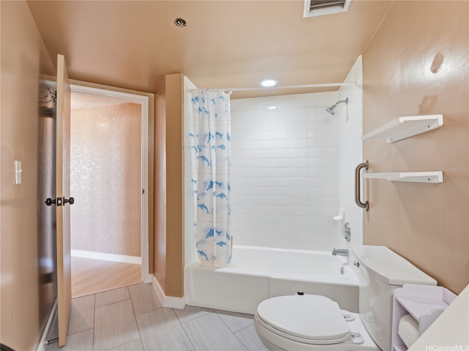 300 Wai Nani Way I2004