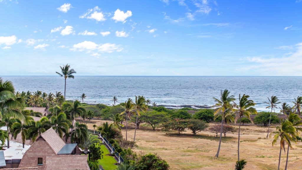 95-789 NINOLE LOOP RD 42