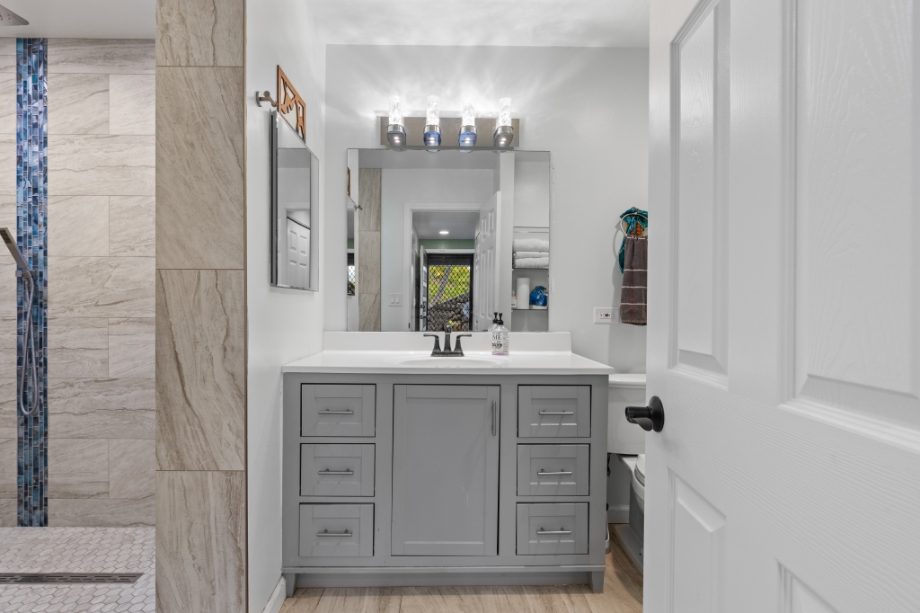 95-789 NINOLE LOOP RD 42