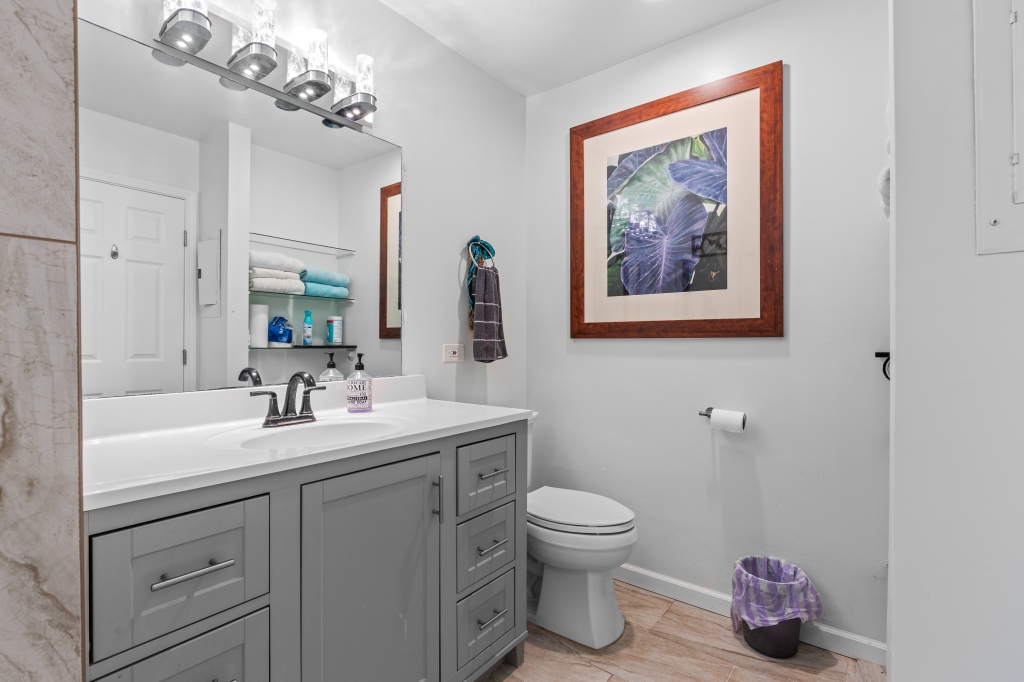 95-789 NINOLE LOOP RD 42