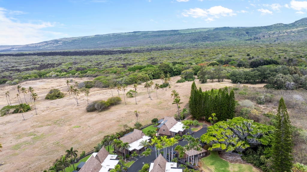 95-789 NINOLE LOOP RD 42