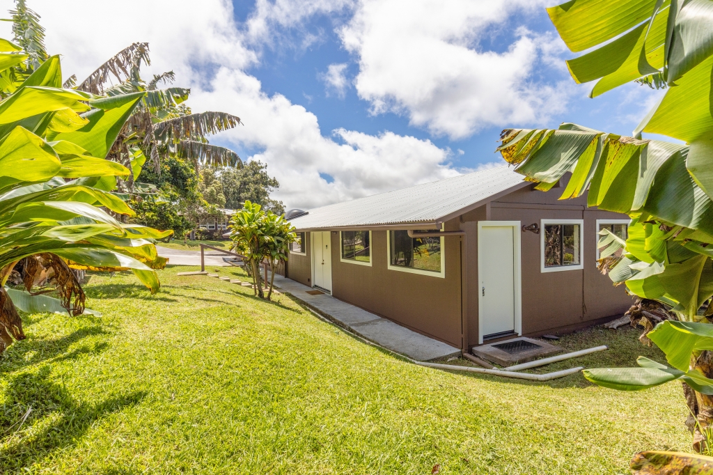64-645-A PUU POHU PLACE