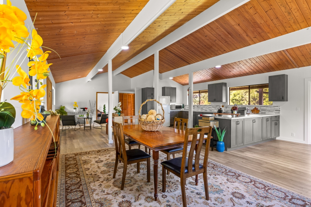 64-645-A PUU POHU PLACE