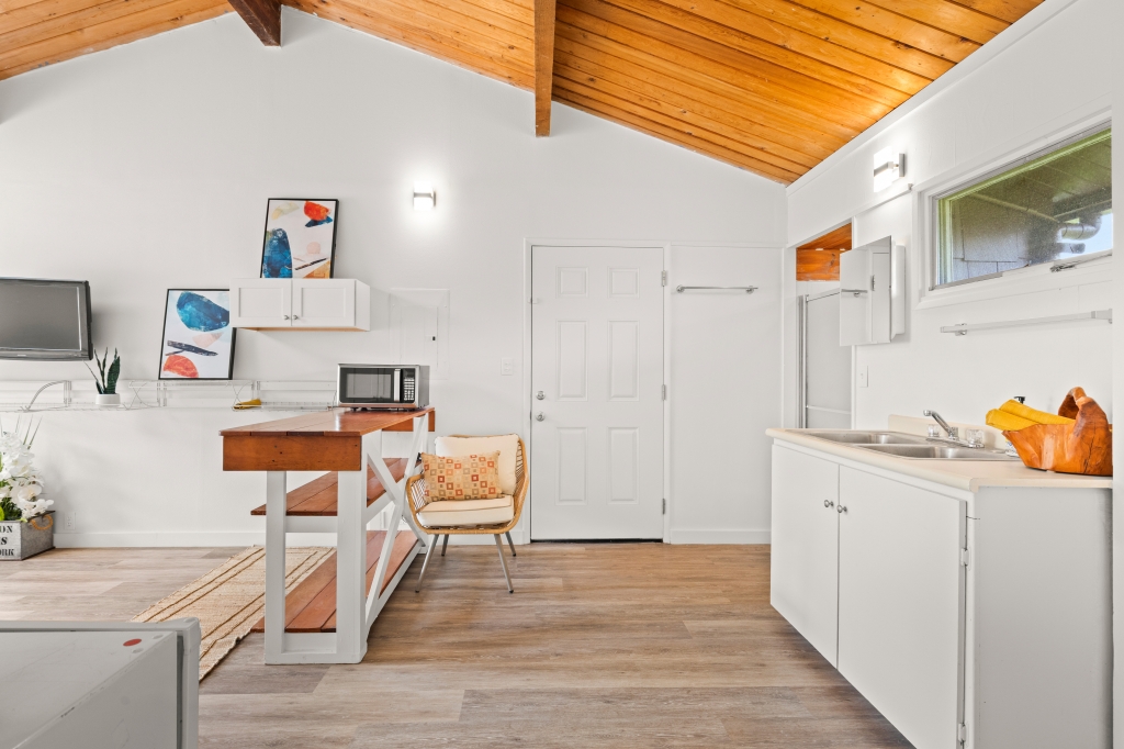 64-645-A PUU POHU PLACE