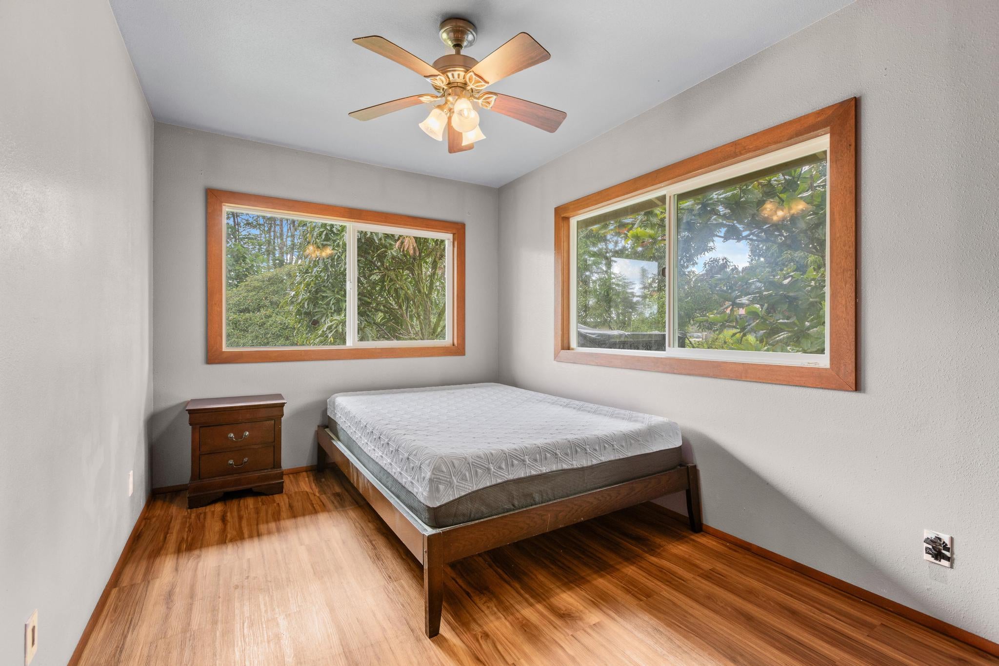 15-2015 24TH AVE