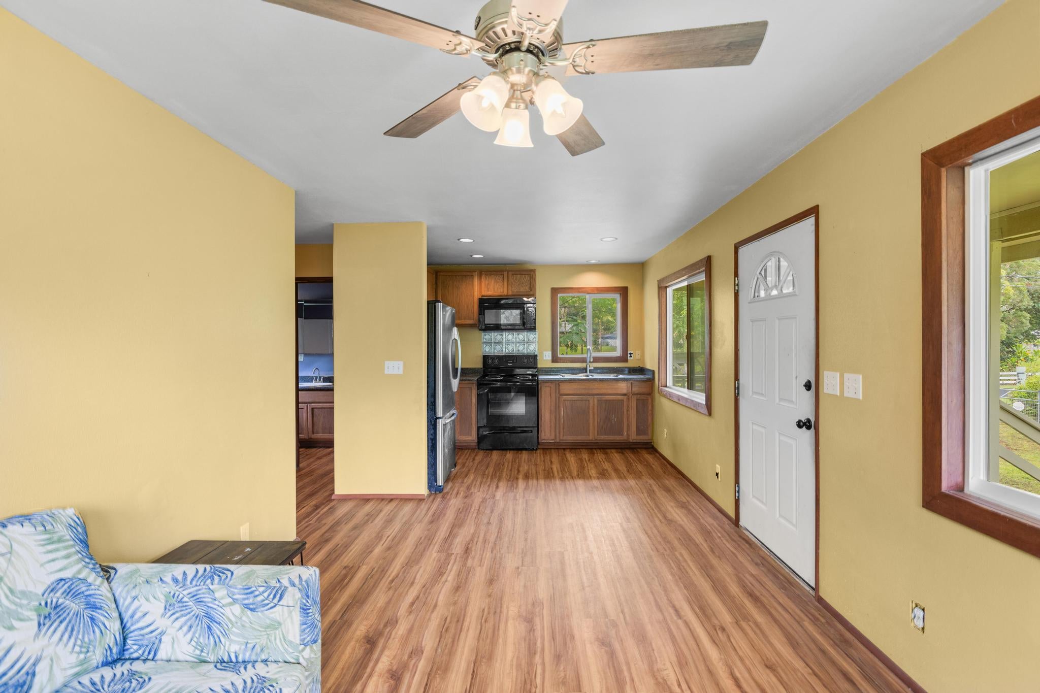 15-2015 24TH AVE