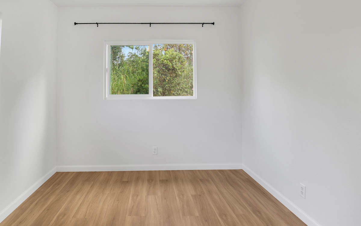 15-385 NORTH PUNI MAUKA LOOP