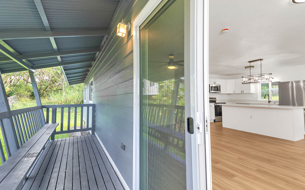 15-385 NORTH PUNI MAUKA LOOP