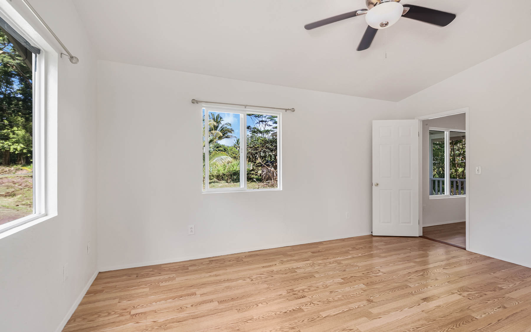 15-2048 9TH AVE
