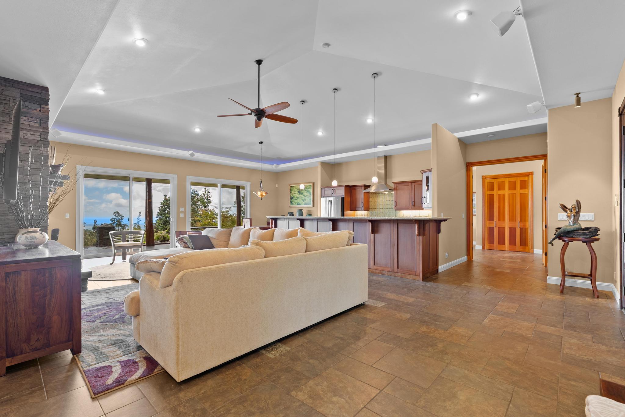3331 KAUMANA DRIVE