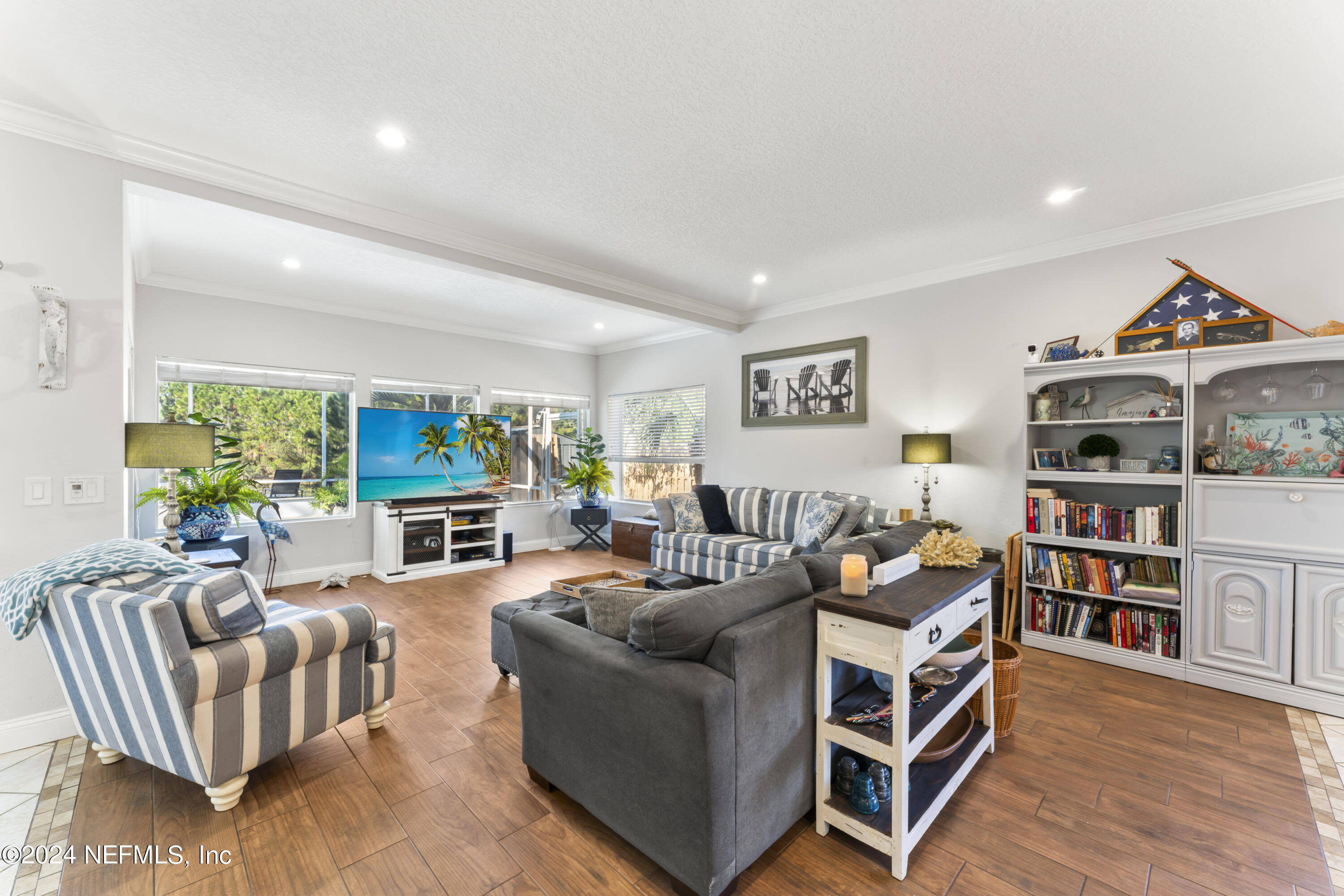 161 LONDON Drive