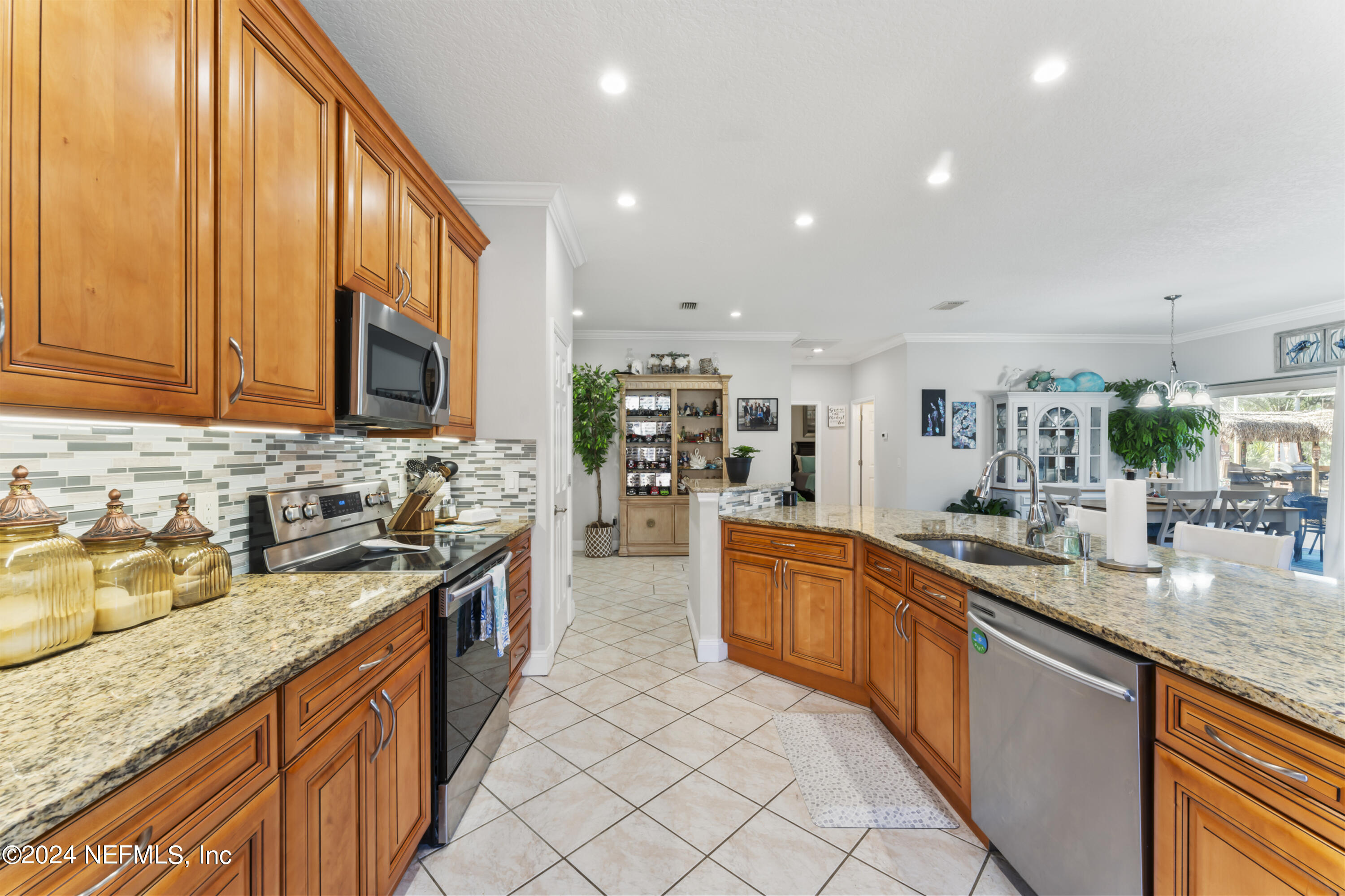161 LONDON Drive