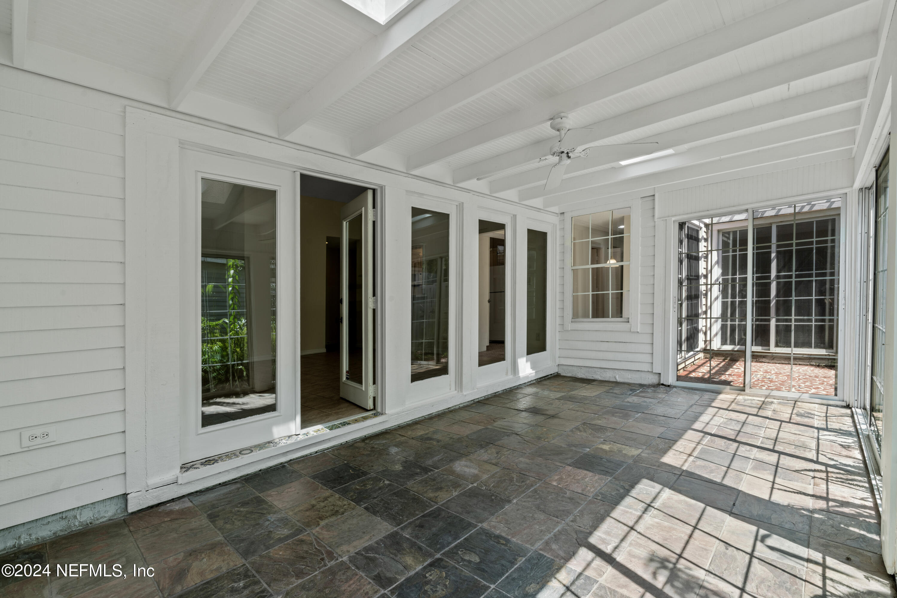 133 OCEAN HOLLOW Lane