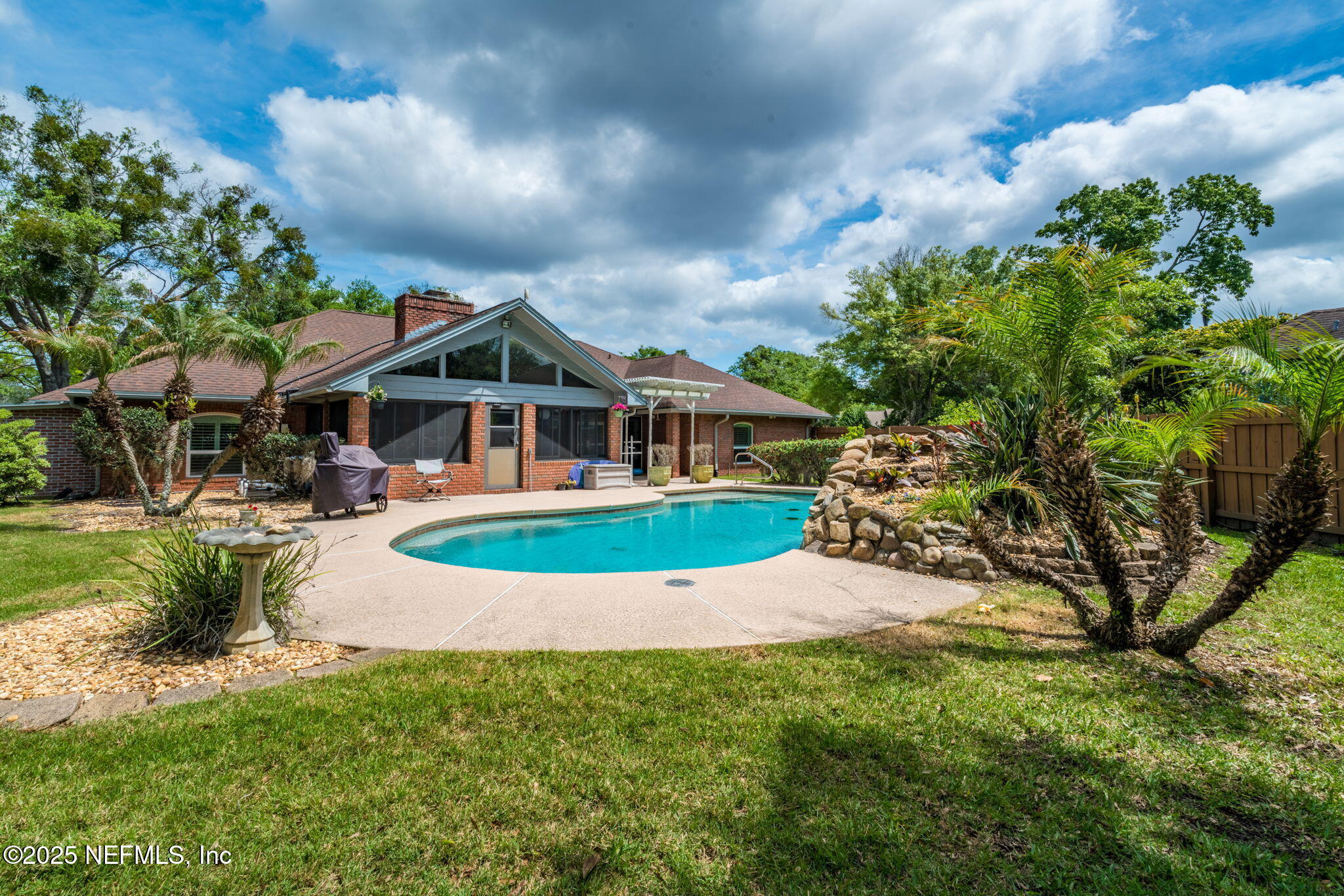 5640 STARLIGHT Lane