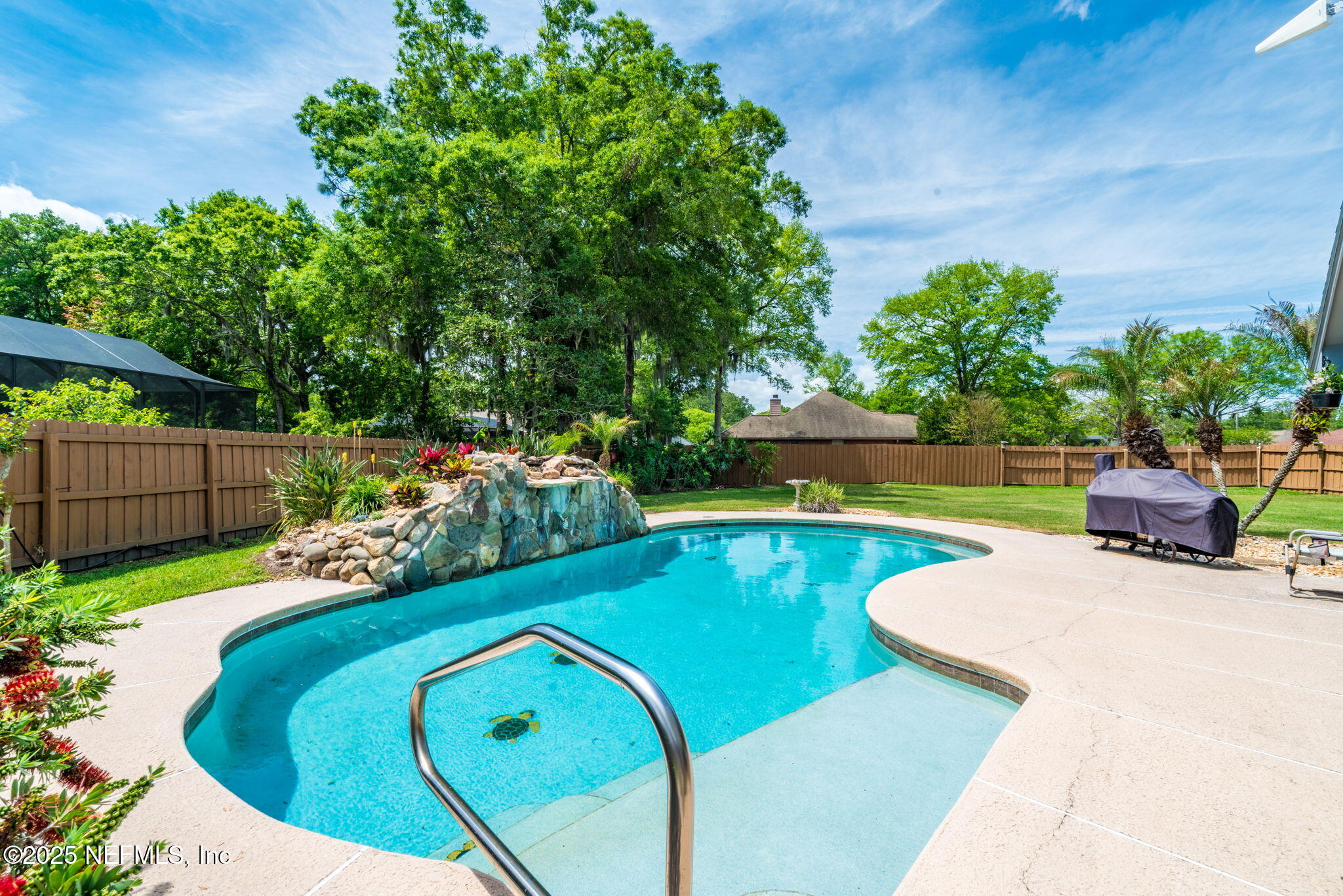 5640 STARLIGHT Lane