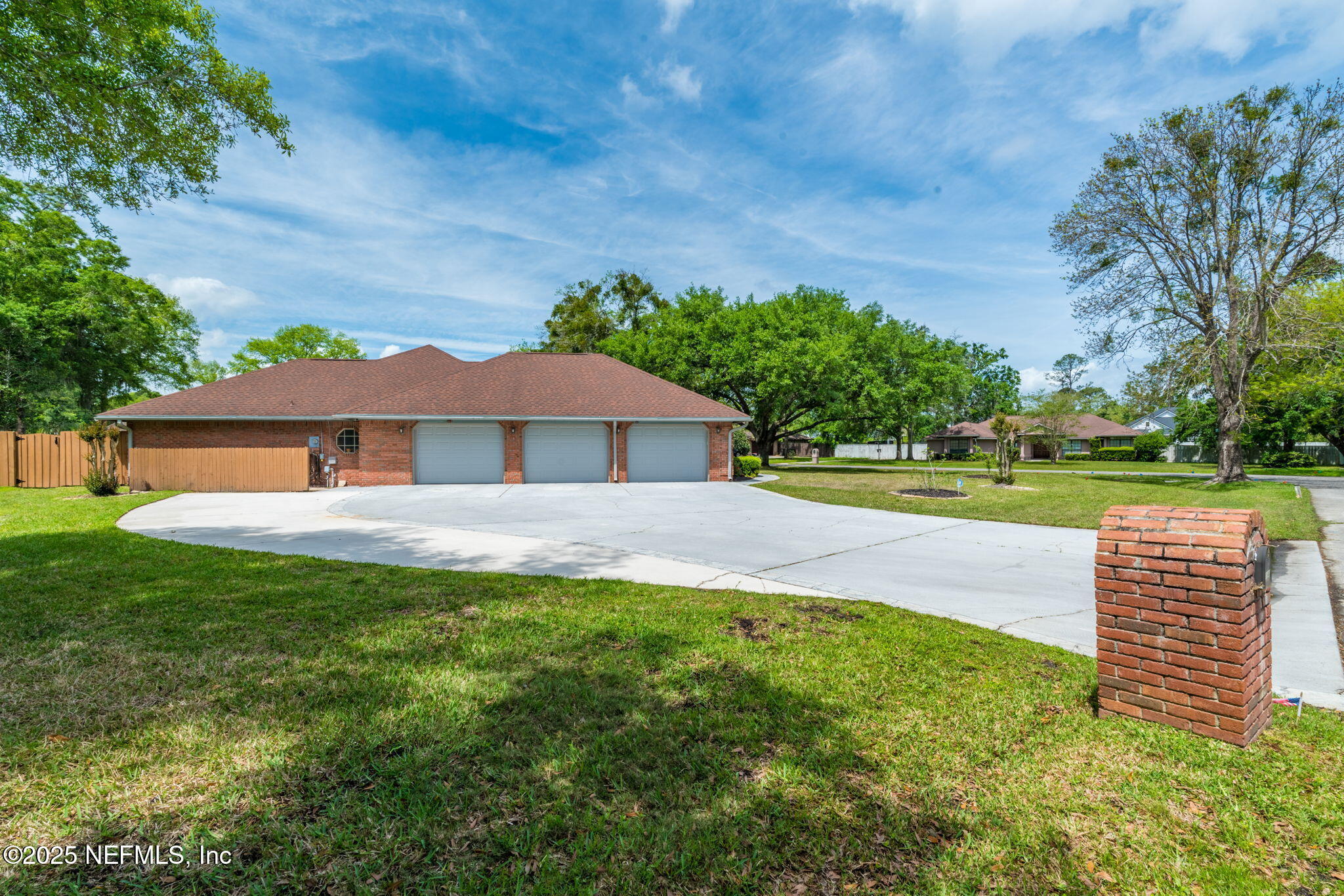 5640 STARLIGHT Lane