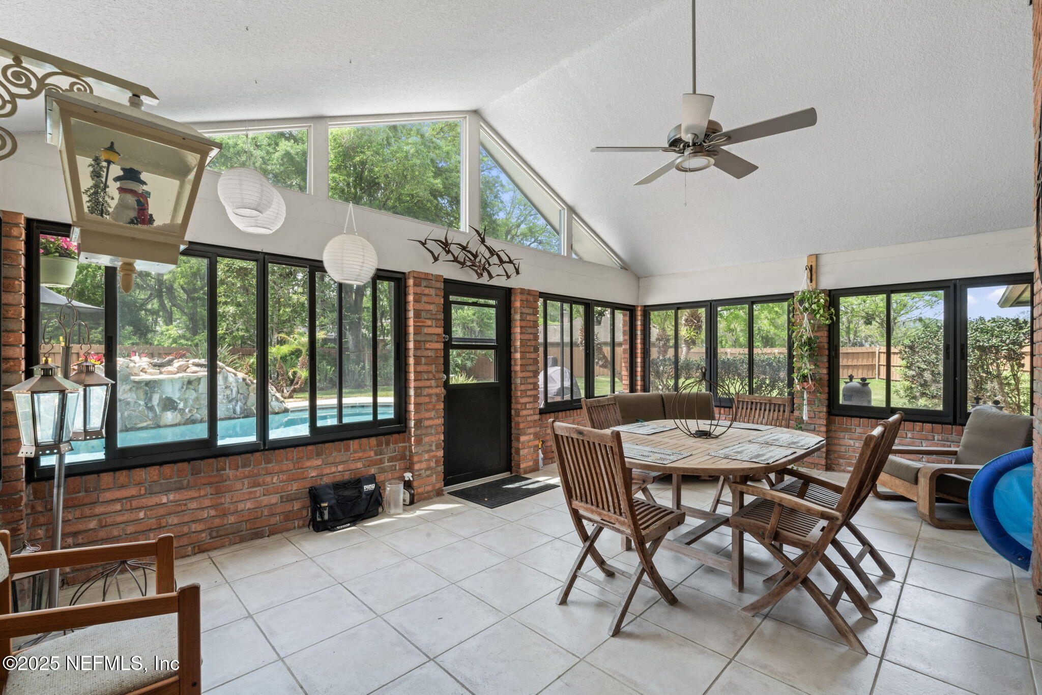 5640 STARLIGHT Lane