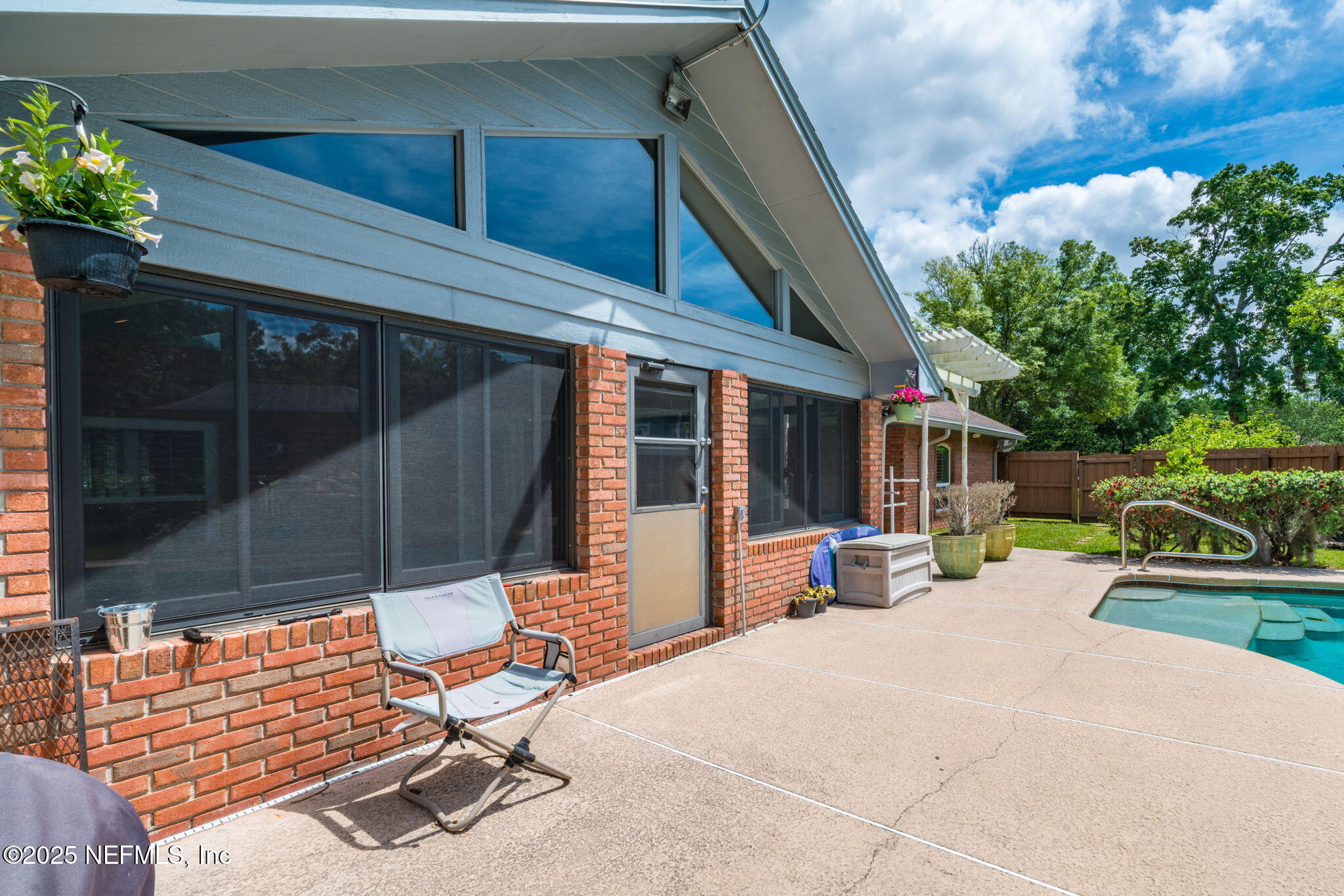 5640 STARLIGHT Lane